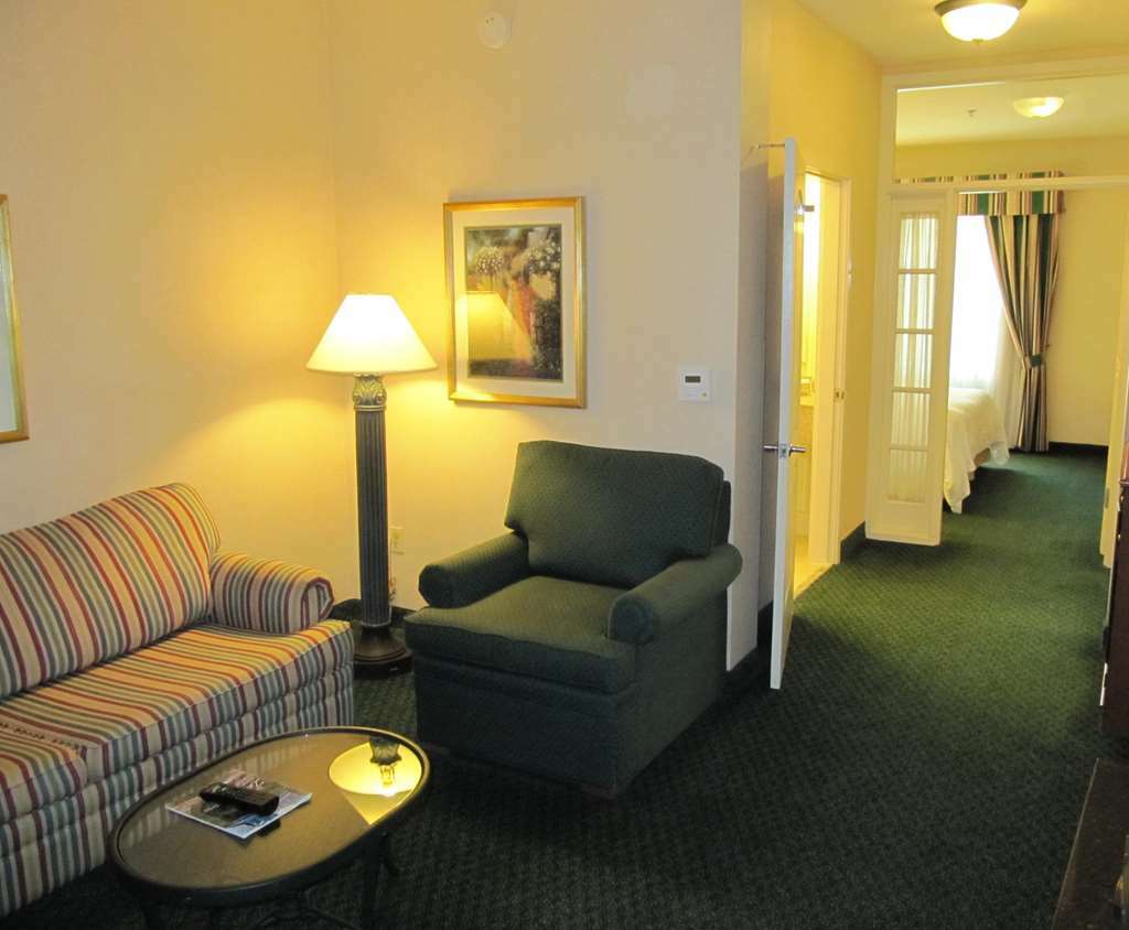 Hilton Garden Inn Livermore Rum bild